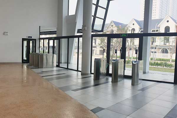 Tìm hiểu về cổng kiểm soát ra vào và các ứng dụng hiện nay2